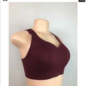 Lululemon Enlite bra in Garnet 34C